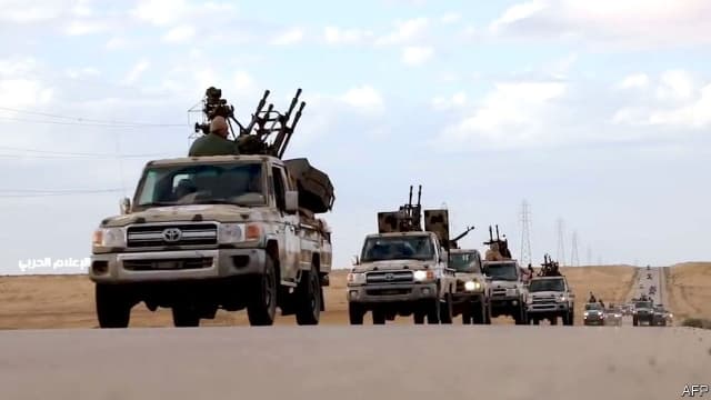 Caasimada Libya Oo Qarka U Saaran In Dagaal Ka Qarxo