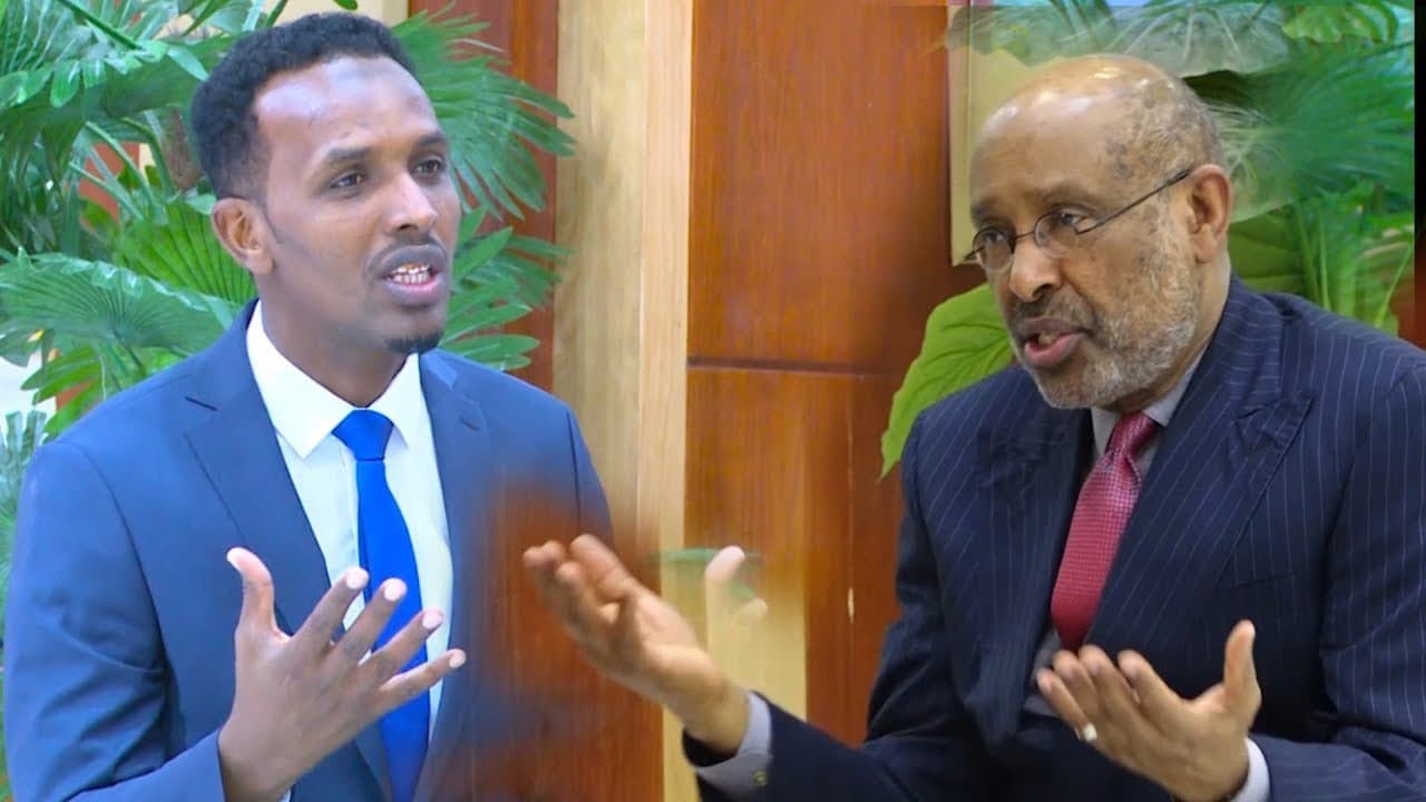 ” 26-ka June iyo 18-ka May Waxay  Kala yihiin” Prof. Axmed I.Samatar.