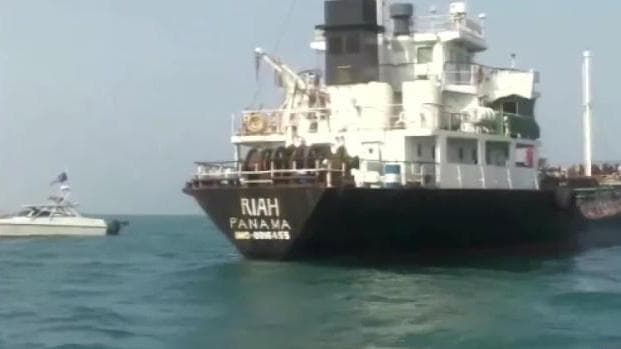 Markabkii Iran Laga Qabsaday Oo La Sii Daayey