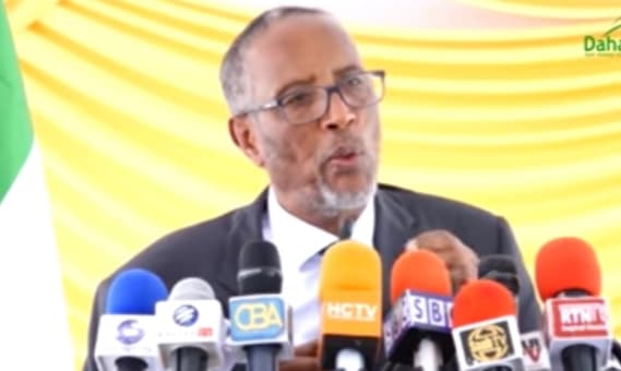 Madaxweyne Biixi Oo Ka Hadlay Muwaadin Reer Somaliland Ah Oo Xukuumaddii Axmed-siilaanyo U Dhiibtay Jabuuti