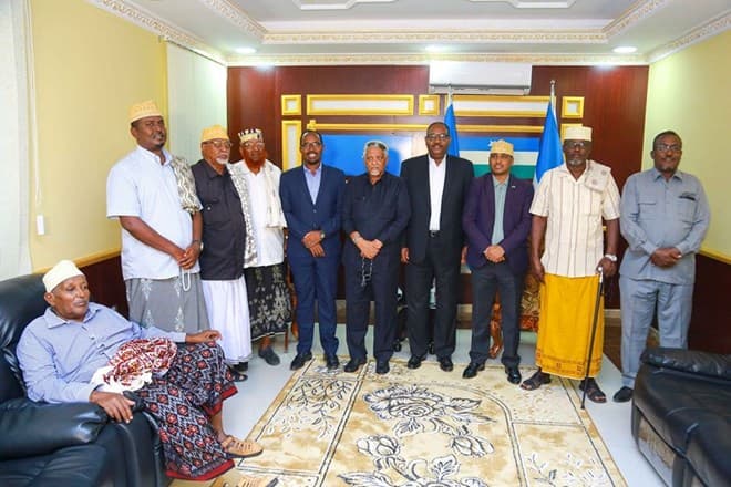 Madaxweynaha Iyo Ku Xigeenkiisa Puntland Oo Ka Heshiiyay Khilaafkii Kala Irdheeyey