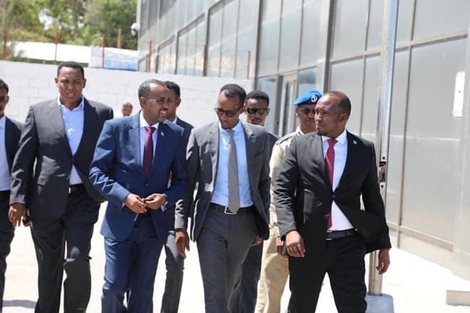 Raysal Wasaaraha Cusub Ee Somalia Oo Socdaalkiisii Ugu Horeeyey Ugu Baxay Dalka Kuwait