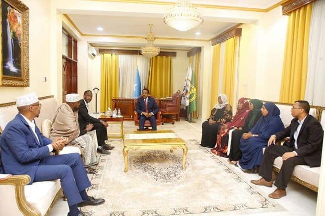 Madaxweyne Farmaajo Oo Kulan Tacsi Ah La Yeeshay Qoyskii Cali Khaliif Galaydh