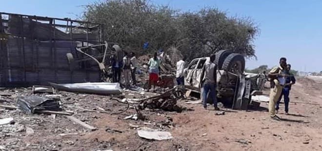 Afar Qof Oo Ku Dhintay Qarax Ismiidaamin Ah Oo Ka Dhacay Muqdisho