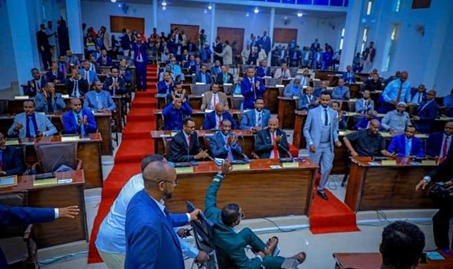 Golaha Wakiilada Somaliland Oo Cabdirisaaq Khaliif Axmed U Doortay Guddoomiye