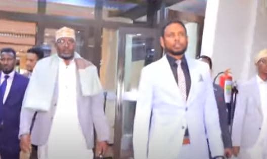 Daawo Munaasabadda Bandhiga Musharaxnimada Xilka Madaxweynaha Jubbaland kusoo bandhigayay Dr Cabdullaahi