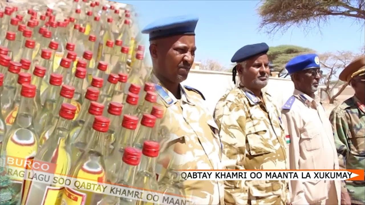 Askari ka Tirsan Ciidanka Somaliland oo lagu Qabtay Khamri Badan.
