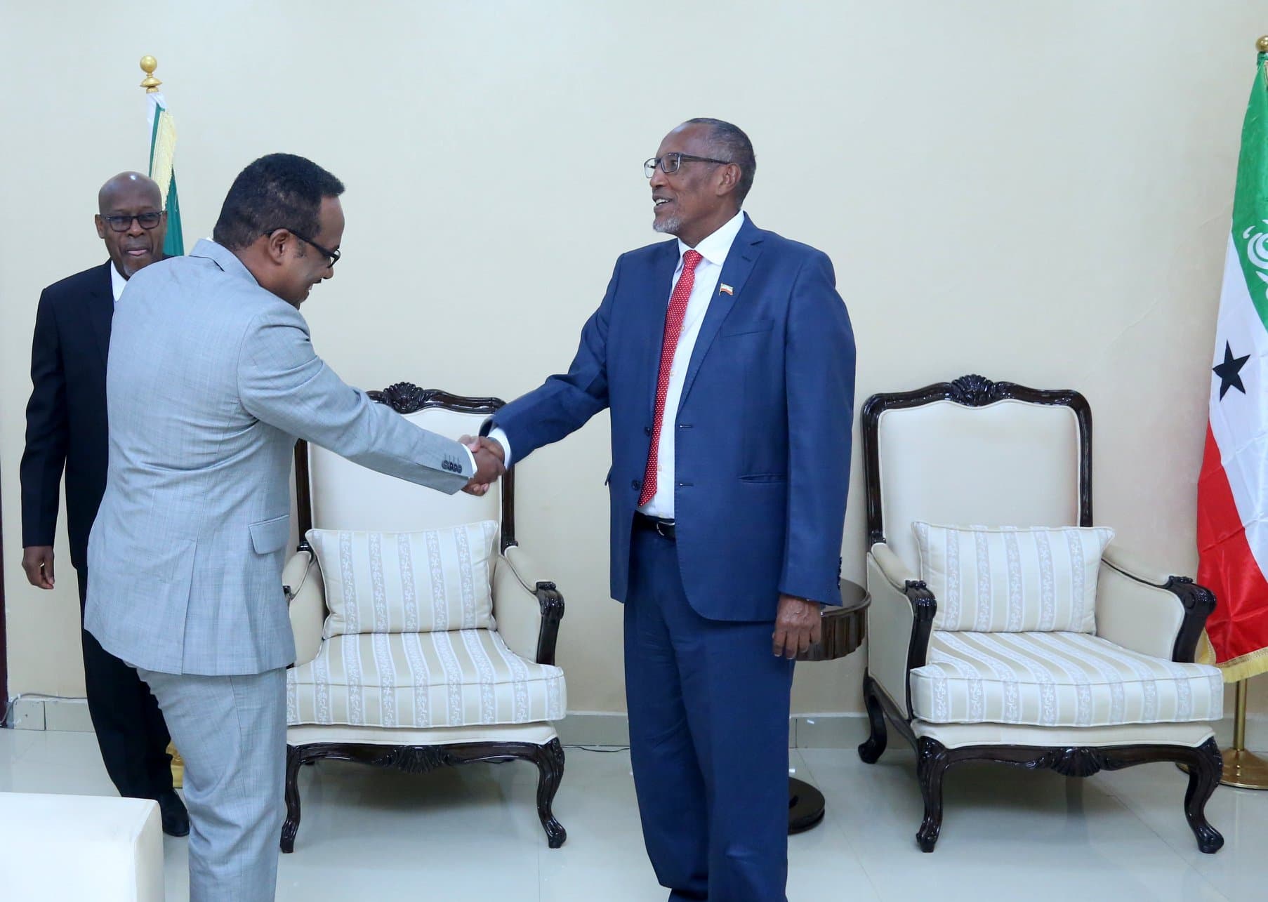Madaxweyne Biixi Oo Qaabiley Safiirka Cusub Ee Itoobiya U Soo Magacaabay Somaliland