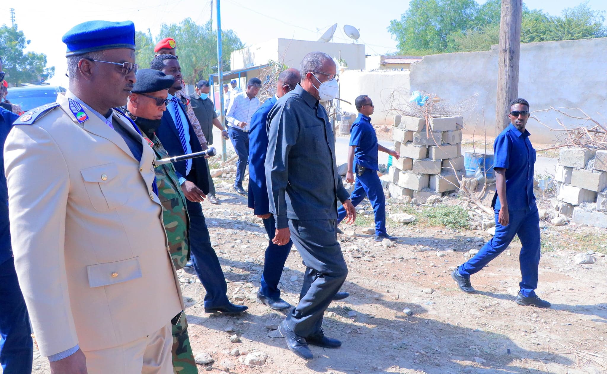 Madaxweyne Muuse Biixi Oo Kormeeray Xarumaha Dawladda Ee Boorama, Xadhiggana Ka Jaray Buundo (Biriij) Cusub Oo magaalada Laga Hirgeliyey