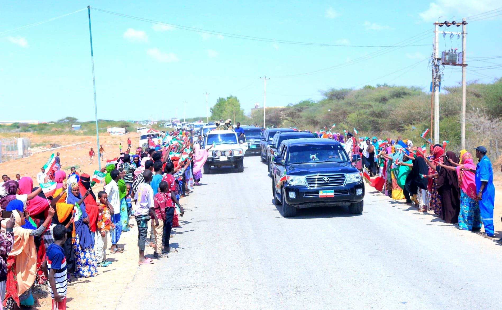 Madaxweynaha Somaliland Iyo Weftigii Uu Hoggaaminayey Oo Si Ballaadhan Loogu Soo Dhaweeyey Gobolka Togdheer