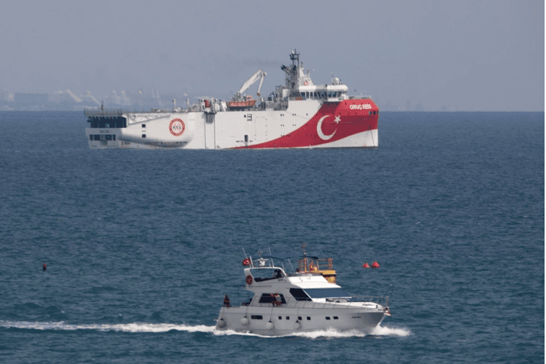 Turkiga Iyo Giriiga Oo Isku Raacay In Laga Wadahadlo Khilaafka Badda Mediterranean-ka