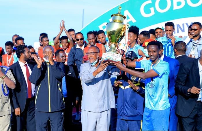 Madaxweynaha Somaliland Oo Soo Xidhay Tartankii Koobka Kubbadda Cagta Ee Gobollada Dalka