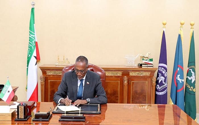 Madaxweynaha Somaliland Oo Meelmariyey Cayimmaada Maalinta Doorashooyinka Isku-sidkan