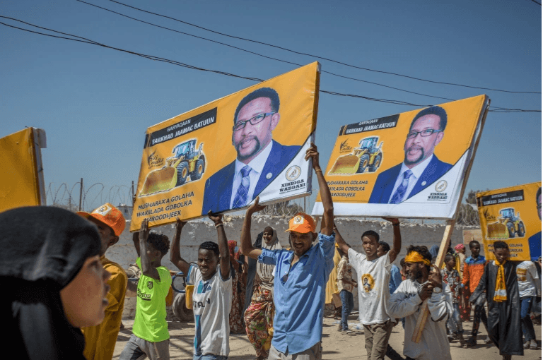 Somaliland elections: Opposition parties win majority of seats