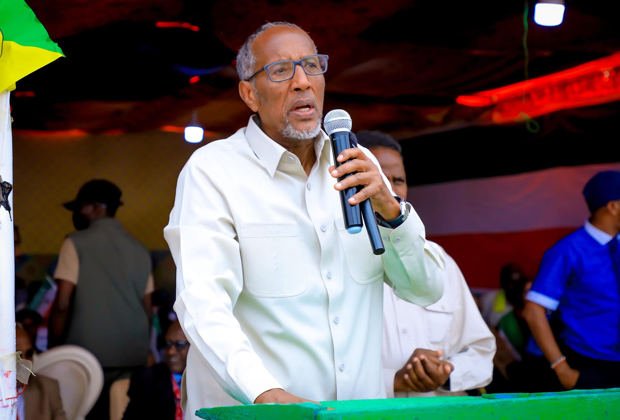 Daawo: Madaxweyne Muuse Biixi ayaa bulshada reer Caynaba uga mahadnaqay doorkooda difaace Qaranka iyo soo dhaweynta