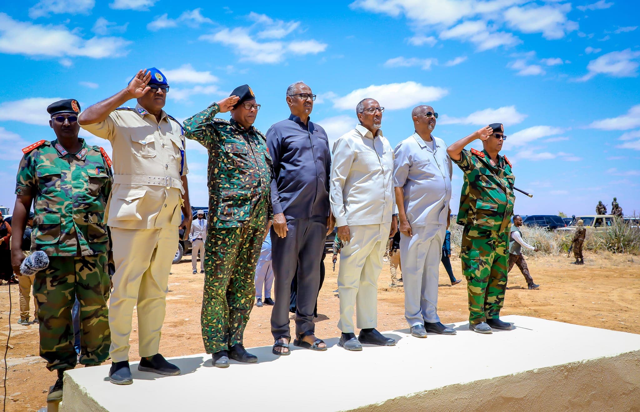 Madaxweynaha Jamhuuriyadda Somaliland oo boogasho ku tegay Taliska Oog ee Ciidanka Qaranka +Sawiro